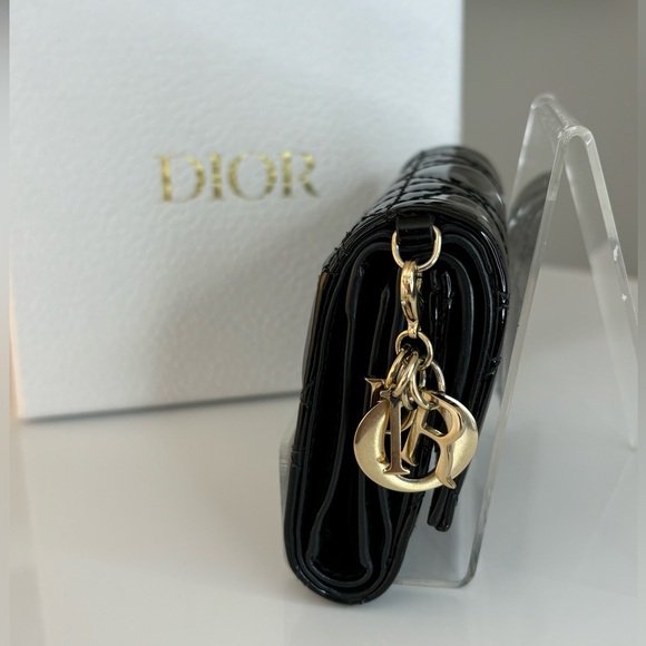 🖤✨SOLD✨🖤 ($740 Retail) Lady Dior Black Patent Lotus Wallet - Picture 4 of 6